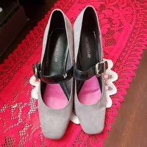 Gretta gray/black heels